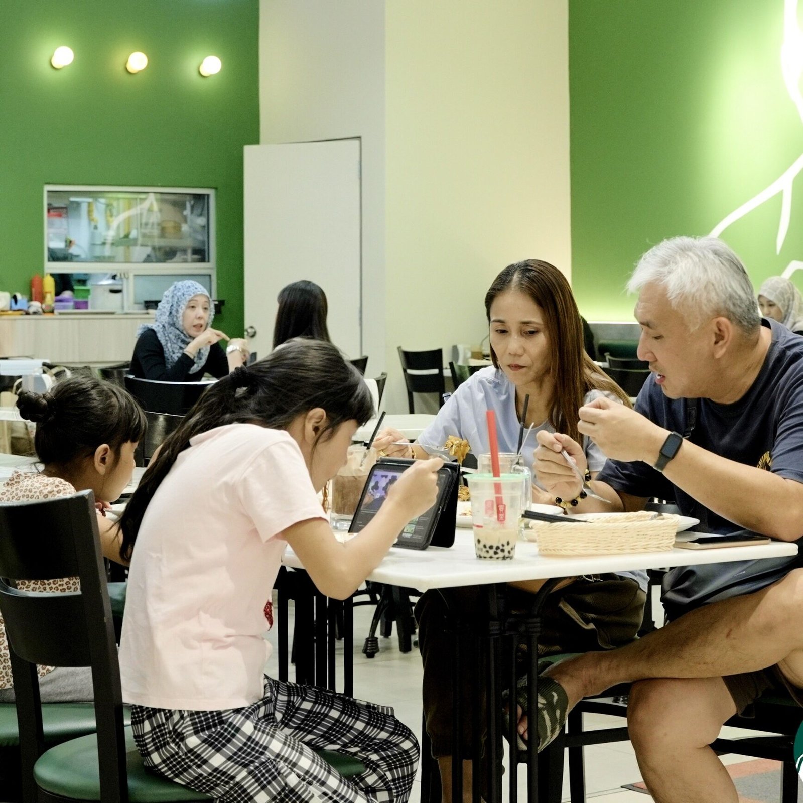 新概念 PappaRich Lite 在复兴故事中的角色