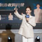 宇宙姐姐 Christine Cheng:从国际空姐到身心灵教育导师的创业之路